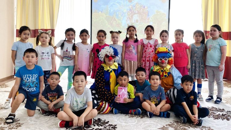 «Құлыншақ» және «Балапан»