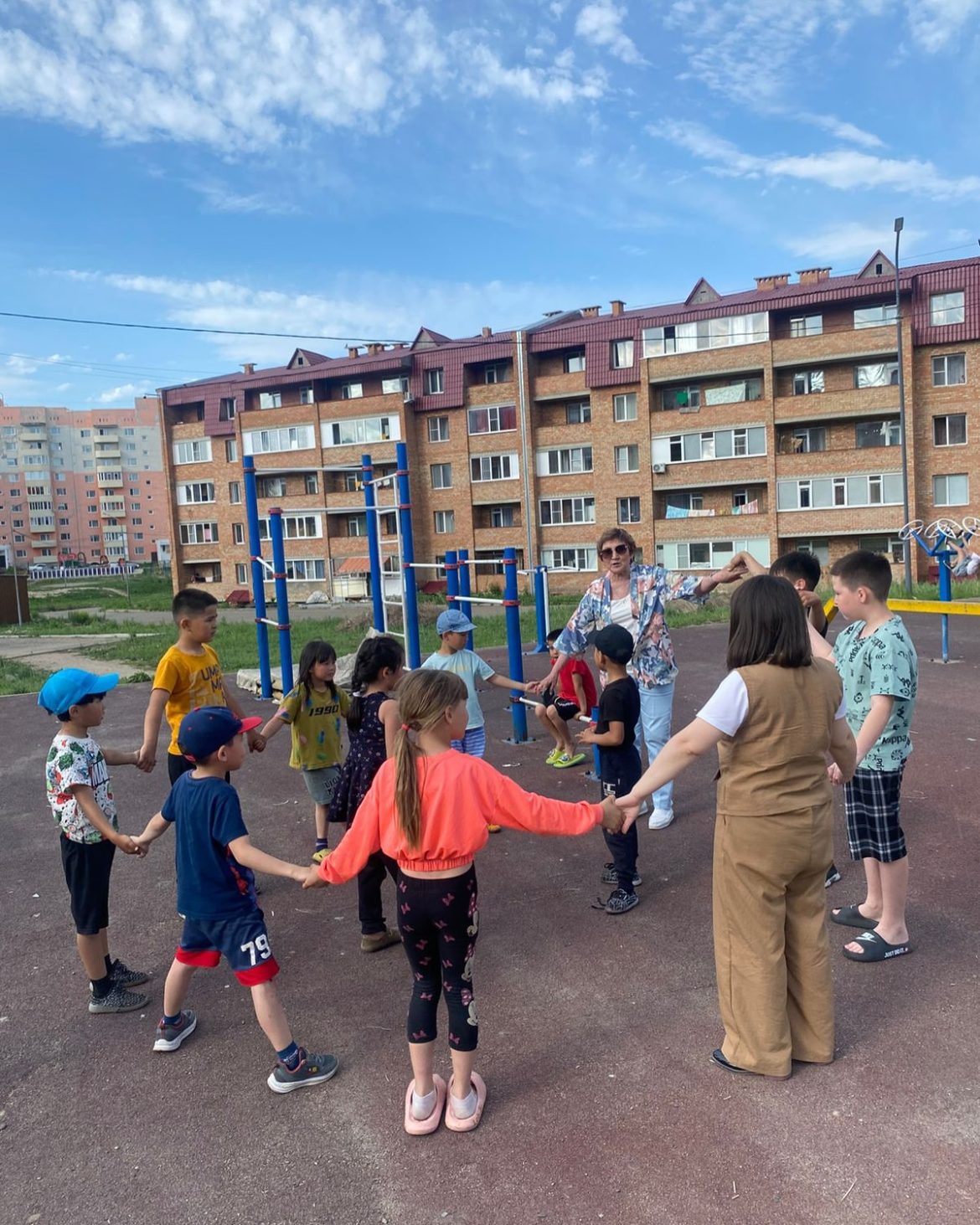 «Отбасымның сүйікті кітабы» кітап көрме