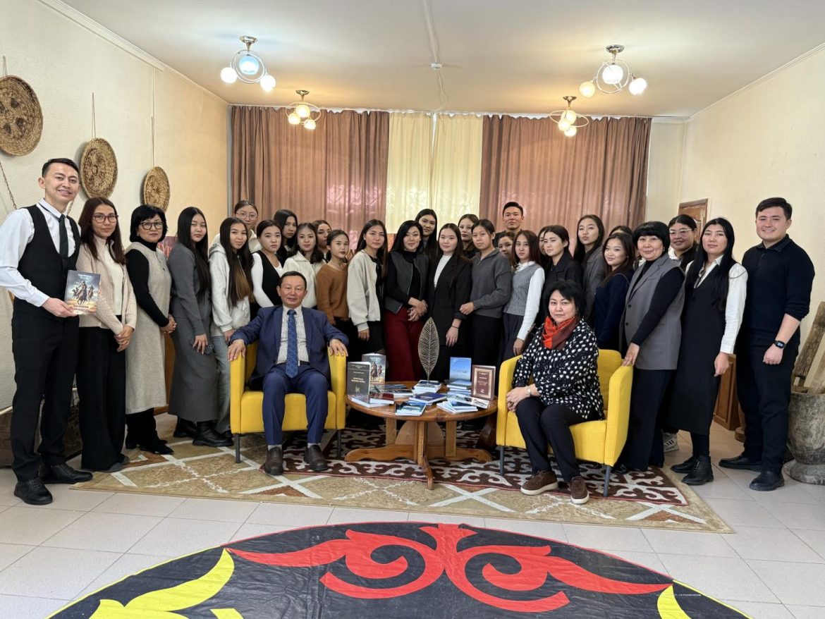 Жәди Шәкенұлымен еркін форматтағы рухани кездесу