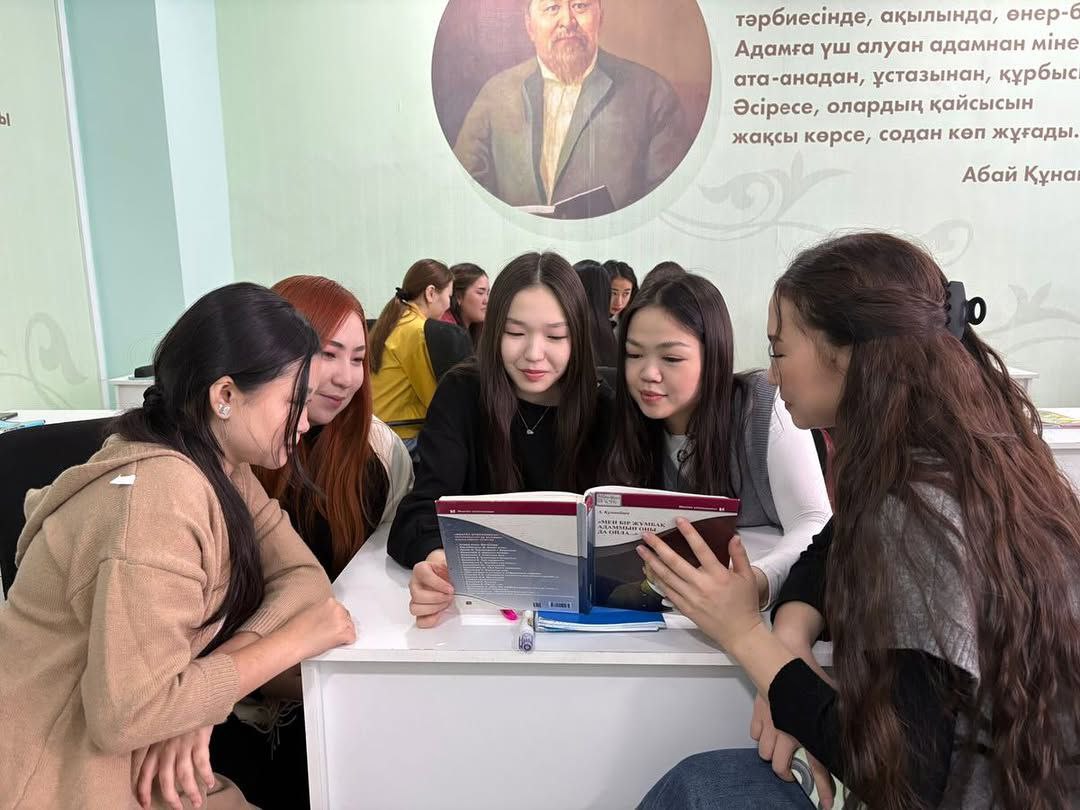 Выставка «Слова, распространяющие мир»