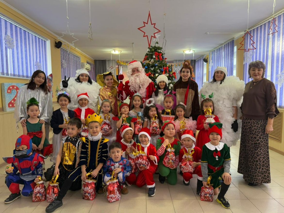 «Жасыл шырша жанында: Жылқының сиқырлы тағалары» — новогодний утренник